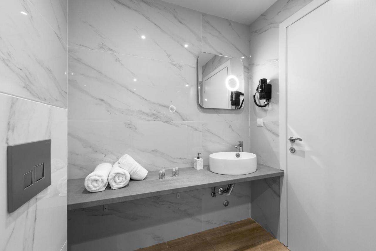 Hermes Suites, Ermou St, Nilie Hospitality Mgmt Salonicco Esterno foto