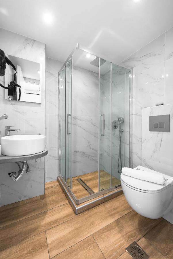 Hermes Suites, Ermou St, Nilie Hospitality Mgmt Salonicco Esterno foto