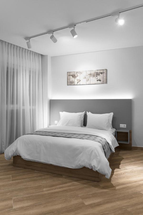 Hermes Suites, Ermou St, Nilie Hospitality Mgmt Salonicco Esterno foto